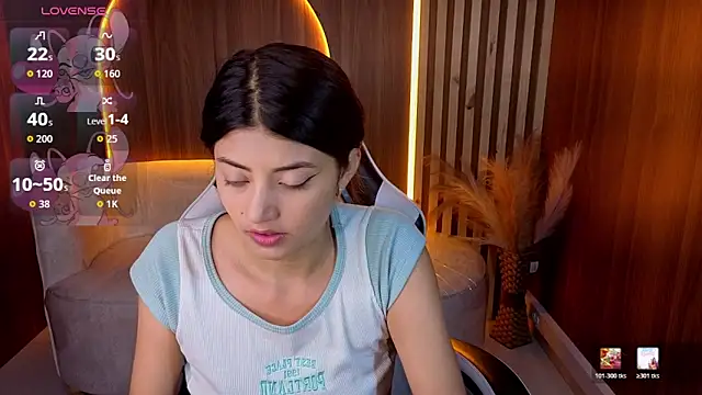 Lia queen tx online show from June 2, 2026, 3:30 am