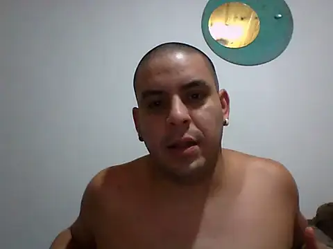 Snapshot of Matiasadventurexxx chatting on March 11, 2026, 10:49 pm Matiasadventurexxx online show from March 11, 2026, 10:49 pm