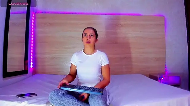 ambarvioletcm online show from March 23, 2026, 3:16 pm