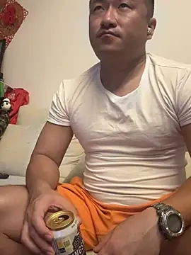Cunzhangshibage02 online show from May 11, 2026, 2:34 pm