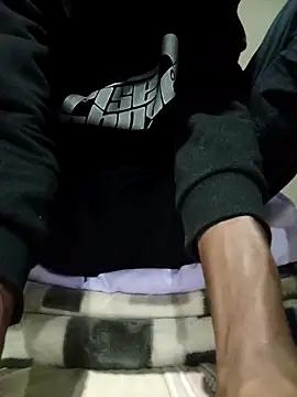 cuteboy023dick online show from April 3, 2026, 8:40 pm