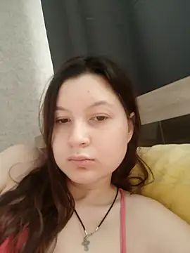 Ninyao  online show from April 12, 2026, 2:38 am