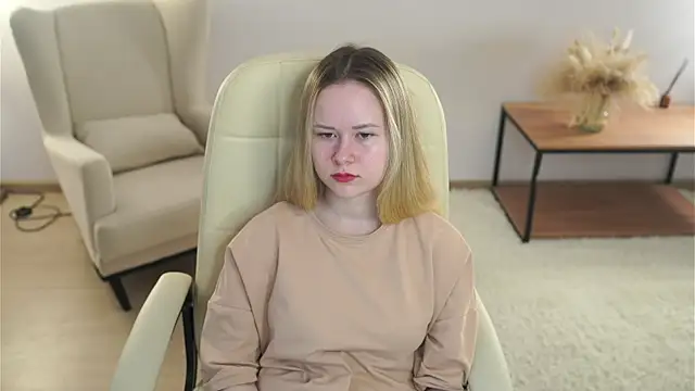 StellaLy online show from March 31, 2026, 8:59 am