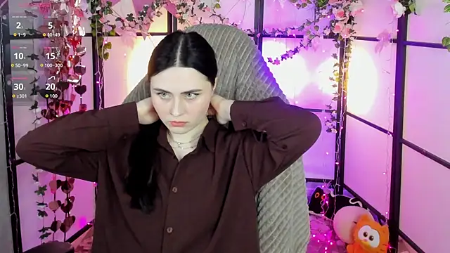 NoraLumi online show from April 4, 2026, 12:46 pm