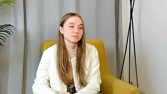 DonellaGrandel online show from March 13, 2026, 11:28 am