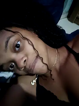 marialuiza2027 online show from March 28, 2026, 4:06 pm