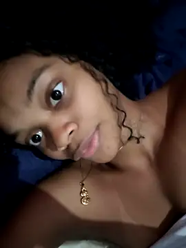 marialuiza2027 online show from April 2, 2026, 6:05 pm