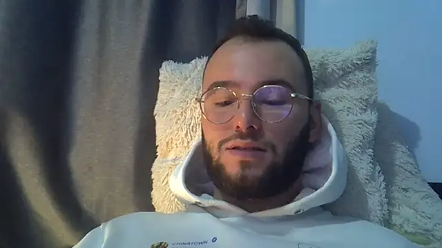 piazaocwb23 online show from May 22, 2026, 1:39 pm