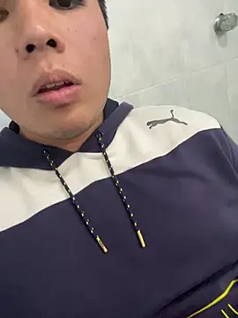 DanielZz69 online show from March 17, 2026, 10:57 pm