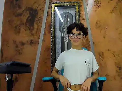 Novaneon  online show from March 13, 2026, 7:31 pm