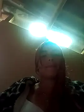 Shantal 0 online show from March 18, 2026, 3:48 pm