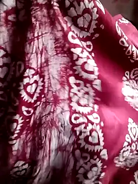 tina2005 online show from April 25, 2026, 2:14 am