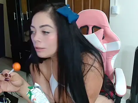 Snapshot of PatriciaBigboobs chatting on March 30, 2026, 1:17 am PatriciaBigboobs online show from March 30, 2026, 1:17 am