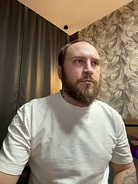 HermanLover online show from March 14, 2026, 4:12 pm