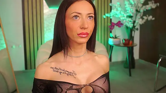 RubyFever online show from April 22, 2026, 4:15 am