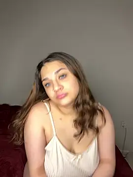 treasurebabii online show from April 23, 2026, 6:47 am