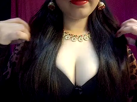 Snapshot of nadia_doll69 chatting on June 7, 2026, 6:33 pm nadia doll69 online show from June 7, 2026, 6:33 pm