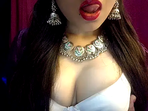 Snapshot of nadia_doll69 chatting on June 9, 2026, 6:41 pm nadia doll69 online show from June 9, 2026, 6:41 pm