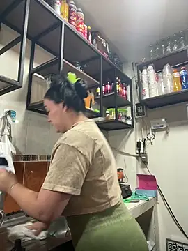 Gabriela Lombardii online show from March 16, 2026, 11:47 am