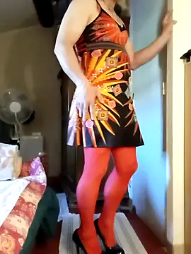 Snapshot of stephie83 chatting on April 5, 2026, 4:15 pm stephie83 online show from April 5, 2026, 4:15 pm