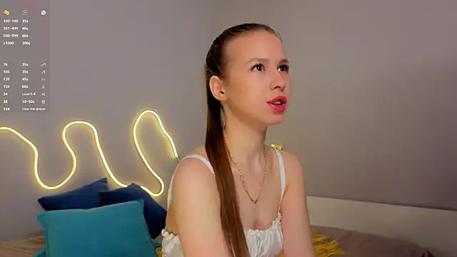 Emma dream  online show from April 21, 2026, 2:51 am