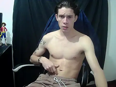 crixus11111 online show from March 31, 2026, 4:35 am