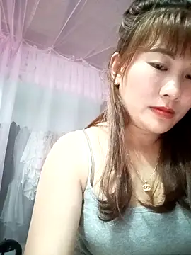 Lucxy-ki6 online show from May 11, 2026, 4:15 pm