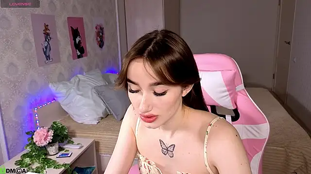 Lady Sunrise12 online show from April 2, 2026, 12:52 am