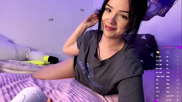 BeckyAurielle online show from April 21, 2026, 3:17 pm