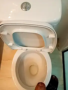 kiwi-strip online show from March 28, 2026, 12:43 am