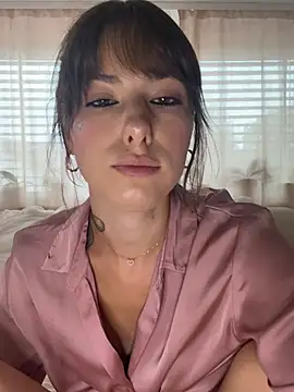 xsugarbabe online show from June 2, 2026, 2:19 pm