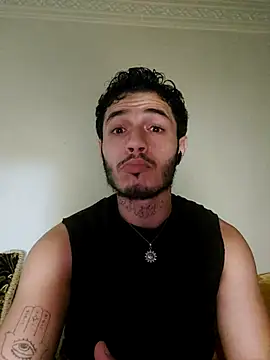 Thewildaliii0 online show from April 28, 2026, 10:59 pm