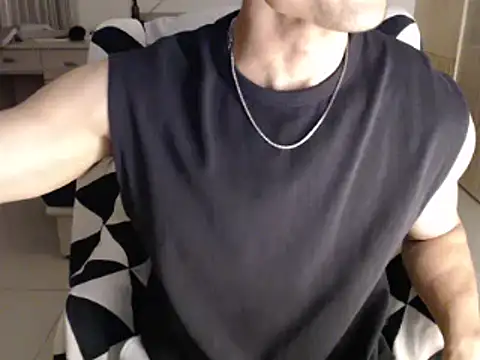 Kent6828 online show from May 14, 2026, 1:51 pm