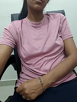 aushi rajput online show from May 23, 2026, 6:12 pm