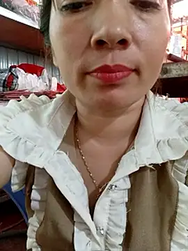Snapshot of Sury_sexyy chatting on June 3, 2026, 5:32 am Sury sexyy online show from June 3, 2026, 5:32 am