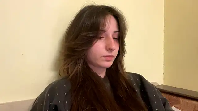 sakuraabloom7 online show from May 7, 2026, 5:51 pm