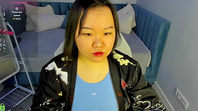 Tokyodreamss online show from April 11, 2026, 7:56 am