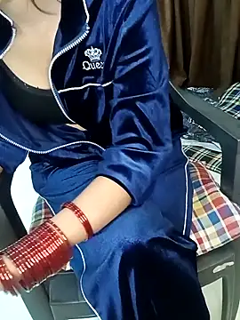 Candyy crushh online show from March 21, 2026, 2:31 pm