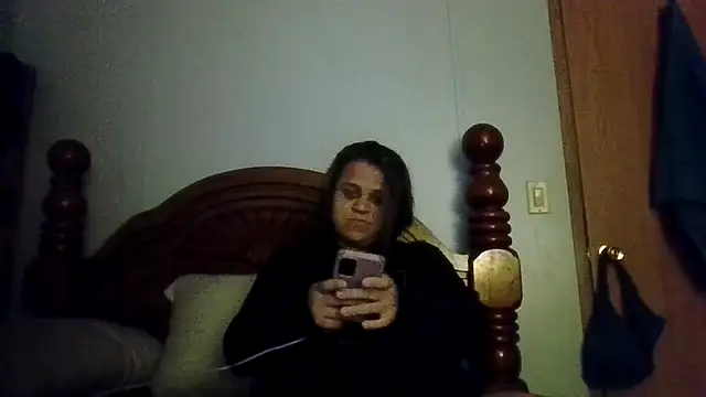 Celestee6969 online show from March 18, 2026, 2:04 am