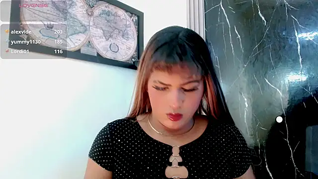 taylor  smith  online show from March 26, 2026, 11:16 am