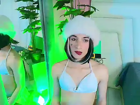 Snapshot of Izzy_foxxy chatting on March 17, 2026, 3:48 pm Izzy foxxy online show from March 17, 2026, 3:48 pm