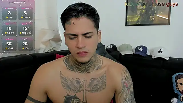sweetlatinoboy online show from April 27, 2026, 12:58 pm