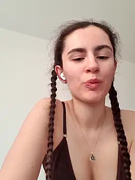 starlight mo online show from April 10, 2026, 3:17 pm