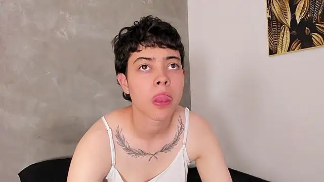 Cris Sasha online show from March 18, 2026, 2:20 pm