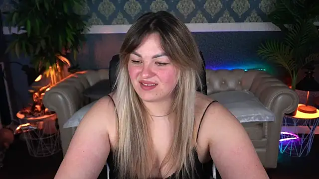 AlissyaGrayy online show from April 12, 2026, 12:43 pm