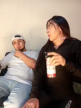 Wild-lovers18 online show from April 8, 2026, 4:01 am