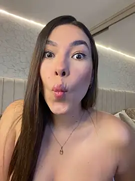 DannaMarshall online show from May 5, 2026, 11:51 am