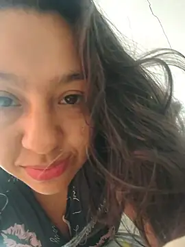 Snapshot of Scarlettt_Kiss chatting on April 8, 2026, 2:06 pm Scarlettt Kiss online show from April 8, 2026, 2:06 pm