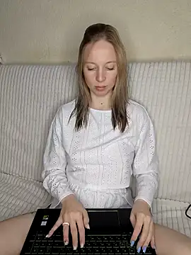 TeaseMeLily online show from March 23, 2026, 3:21 am