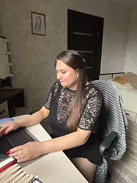 AgathaMyers online show from March 28, 2026, 1:54 pm